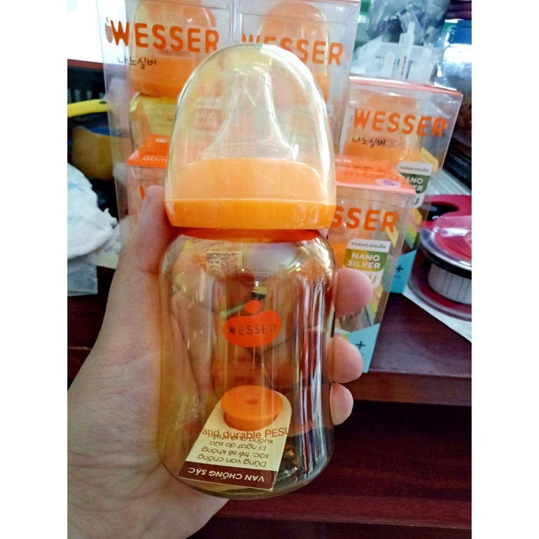 Bình sữa Wesser Pesu